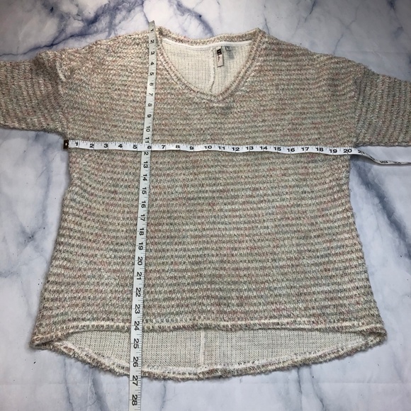 Kut from the Kloth Cream Boucle Knit Sweater - Picture 5 of 7